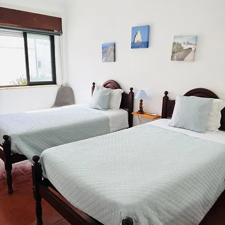 Old Town Ferreira De Castro 阿尔布费拉